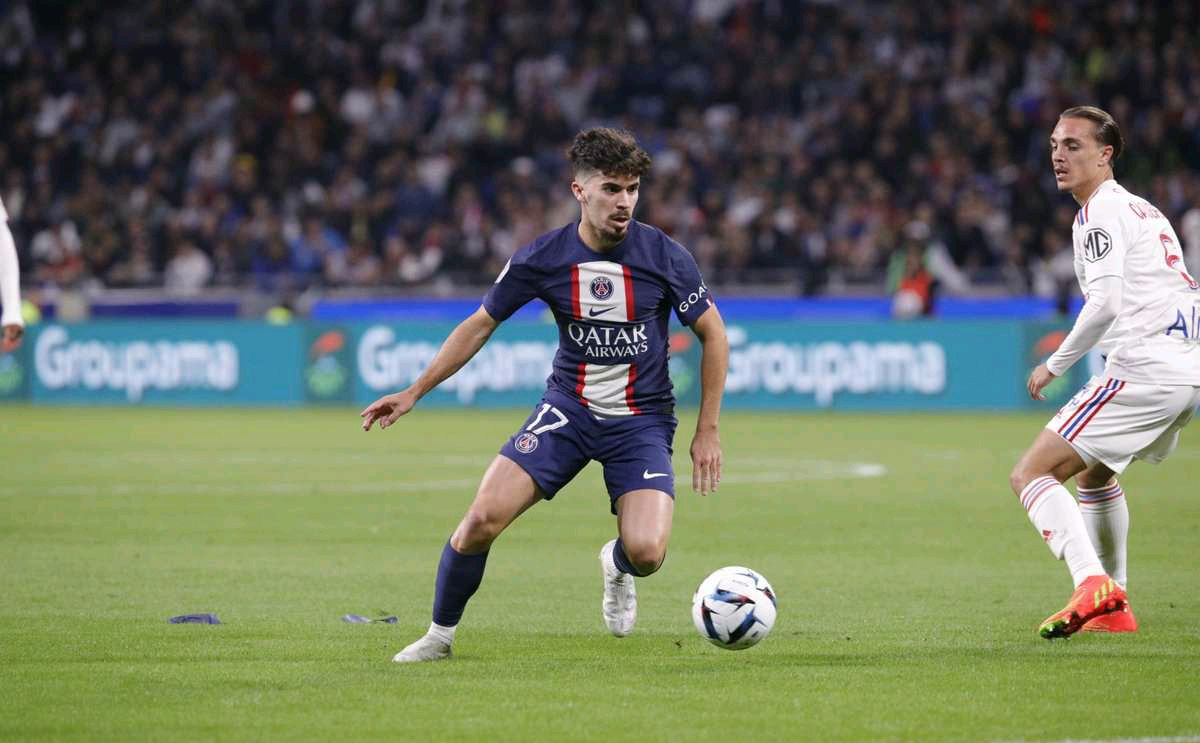 到了一个自 到了一个自